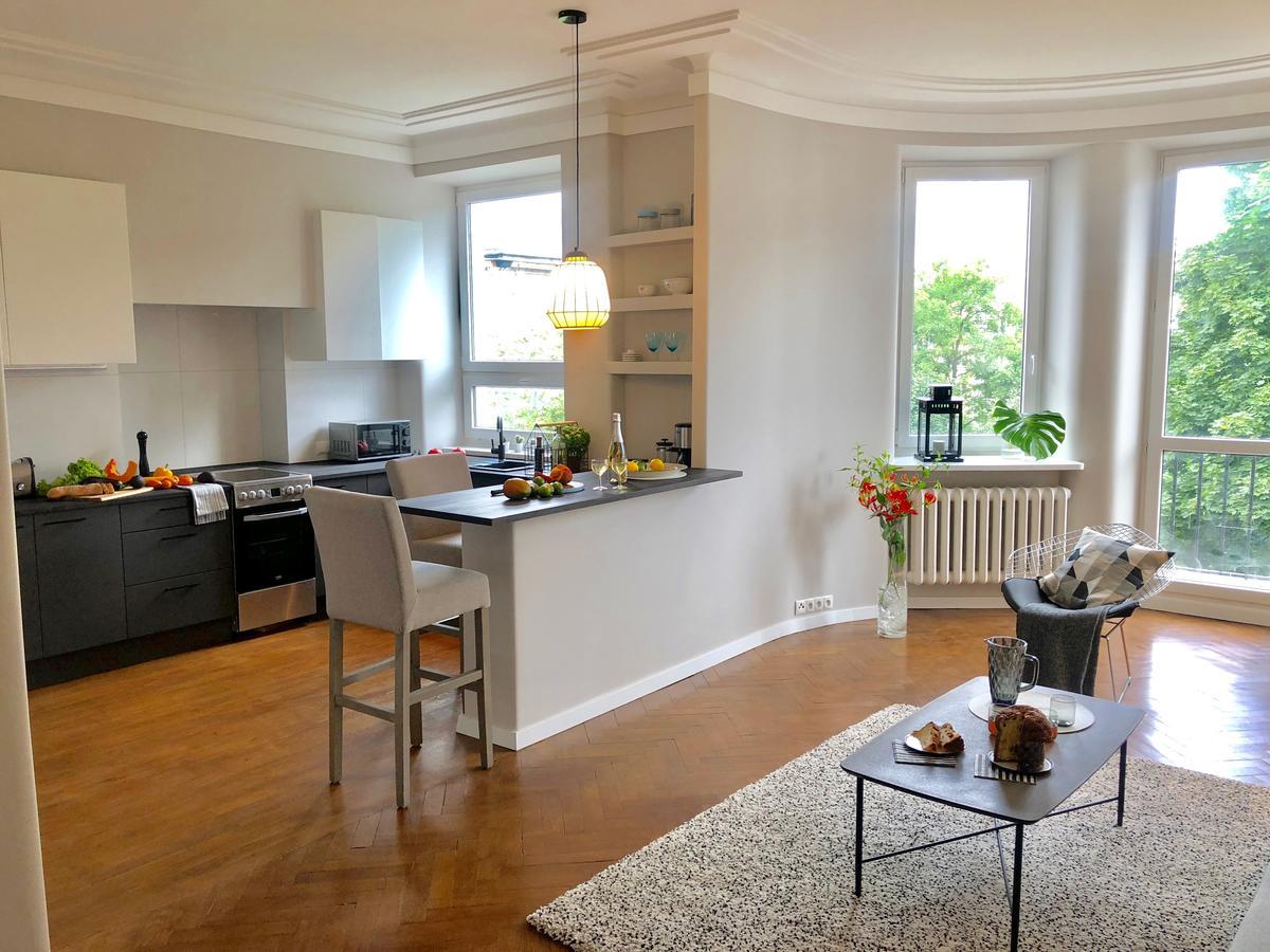 Classic Apartment In วอร์ซอ ภายนอก รูปภาพ